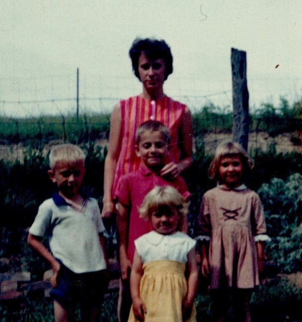 Obituary of Nellie F. Yanak