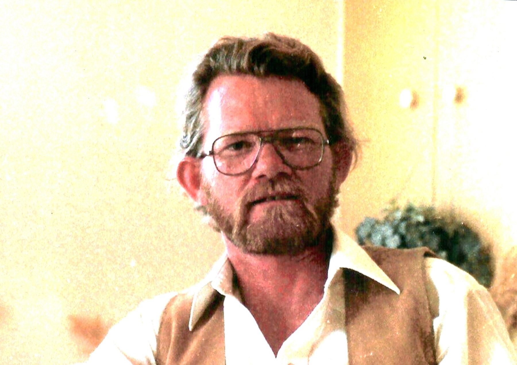 Obituary of Michael E Overholser