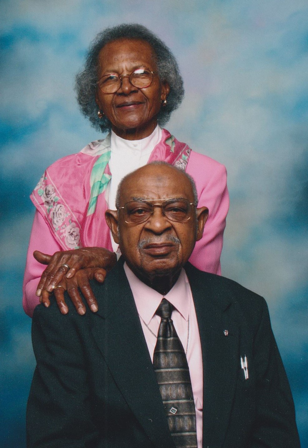 Obituary of Emma Vinson Holmes