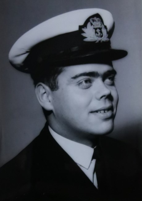 Obituary of Peter Martin Hutt, LCdr (ret)