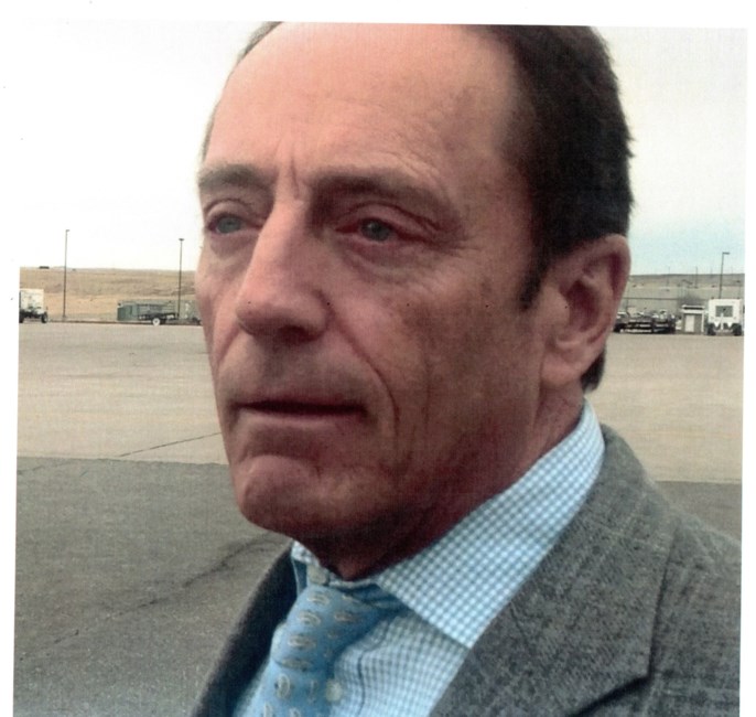 Avis de décès de Vere Wharburton Gaynor