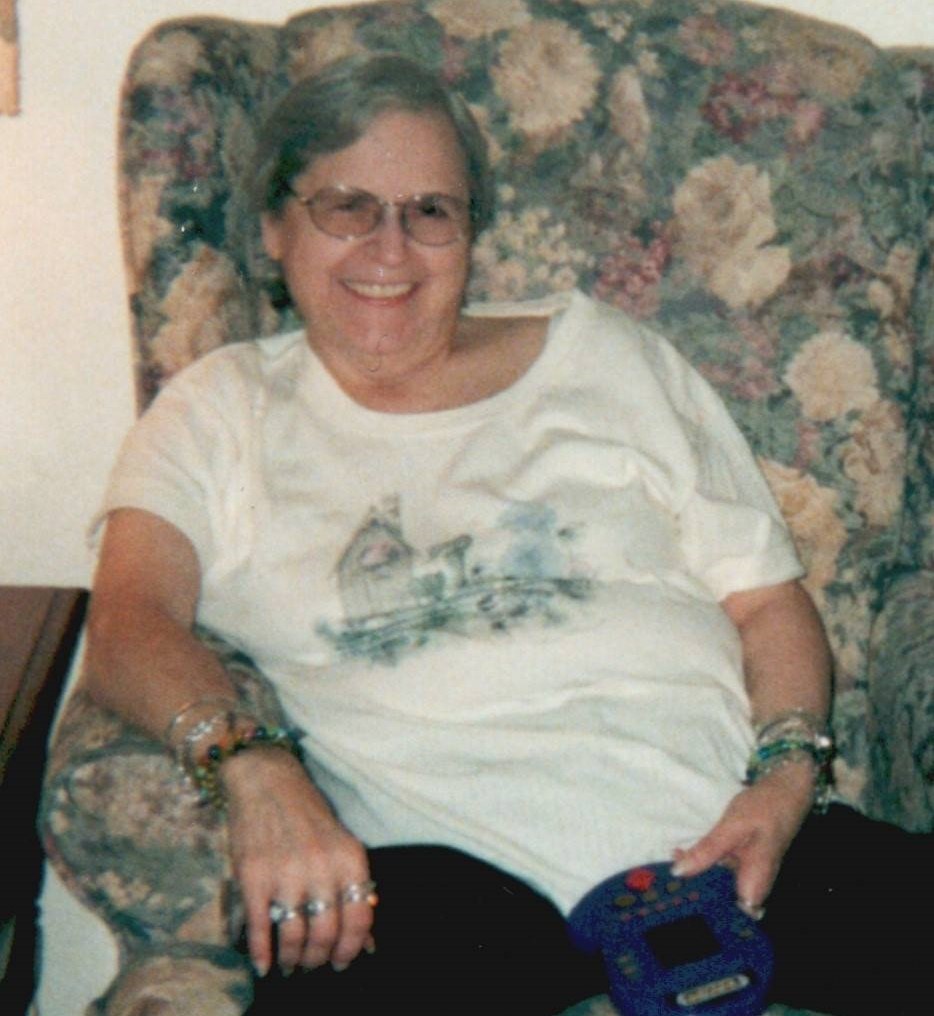 Obituario de Erma Tate Hollar
