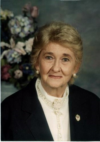Obituario de Elizabeth "Betty" M. (Desso) Chavey