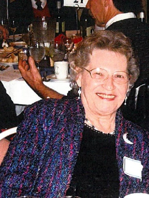 Obituario de Juanita Elinor Crowe