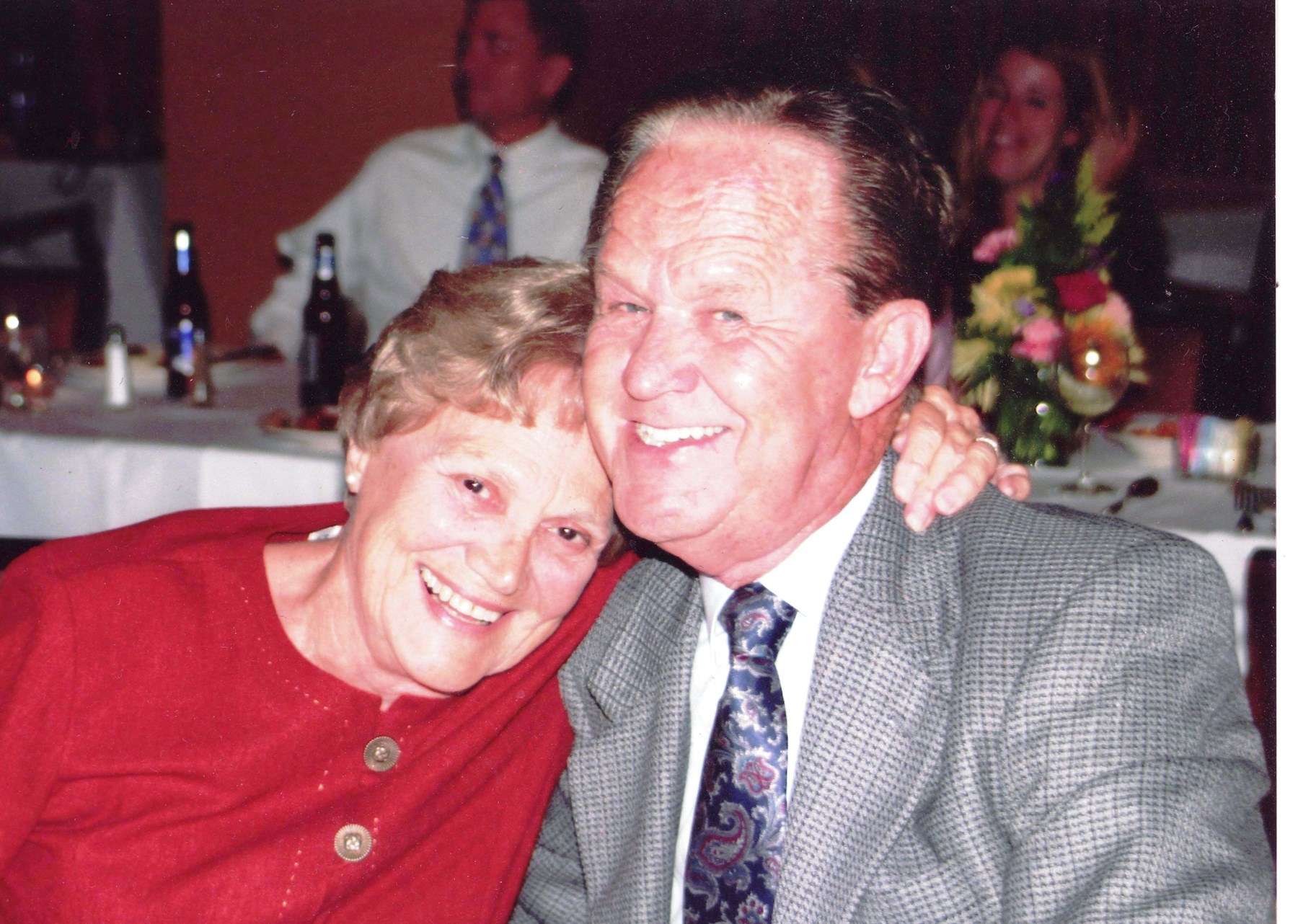 Obituary of Harold Lee and Vita Fanelli Warren