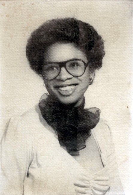 Obituary of Mrs. Dezetta Lynn Holland