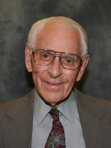 Obituary of Wilbur E Mullen