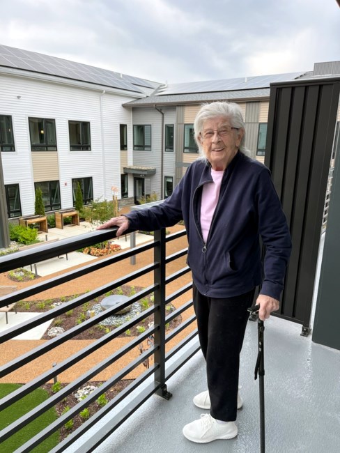 Obituary of Helen Bertha Morrell