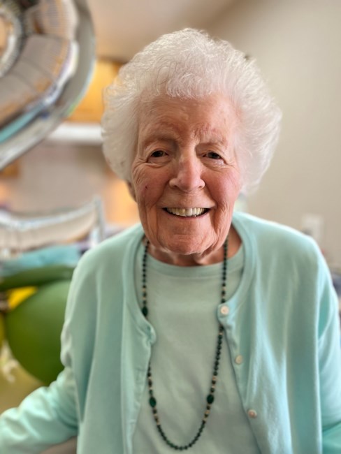 Obituary of Enid Joyce Mackay