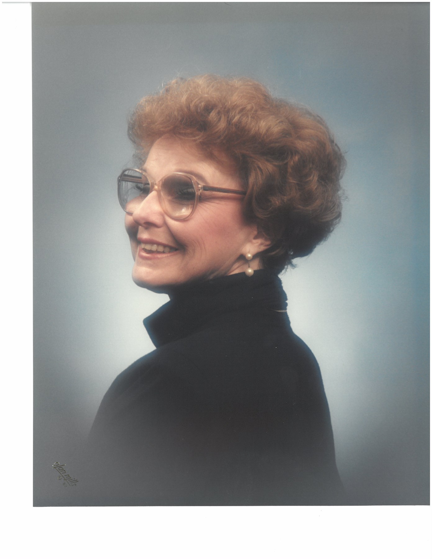 Obituario de Treva T. Straughn
