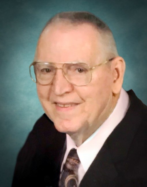 Obituario de William B. McRoy