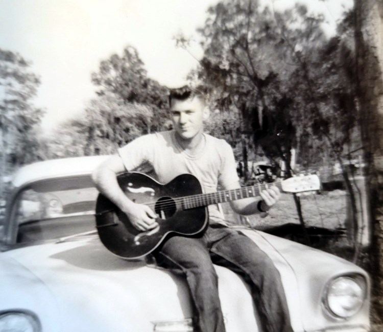 Obituary of James Boyd Holbrook