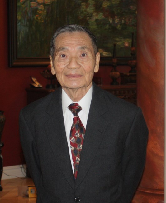 Obituary of Huong Le