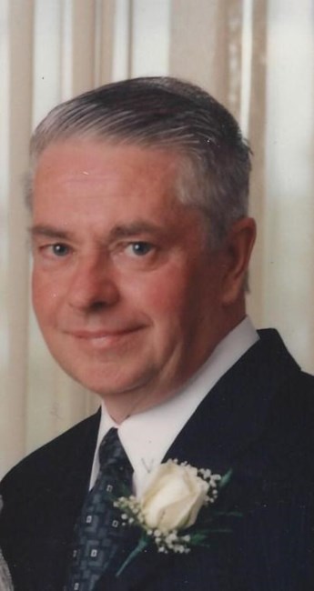 Obituario de John Eric Chisholm