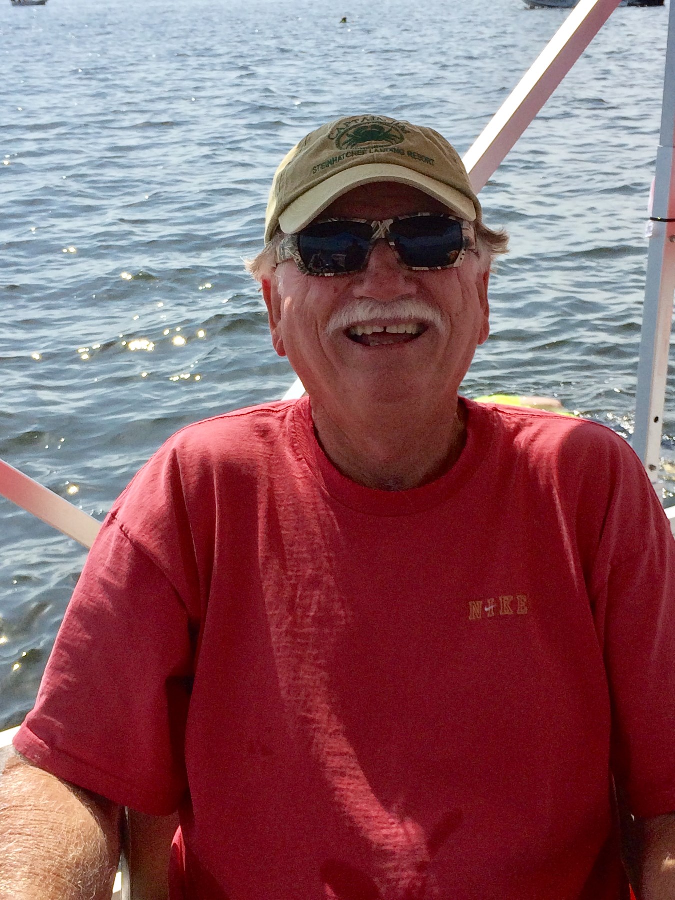 Obituary of Edward Floyd Carlisle