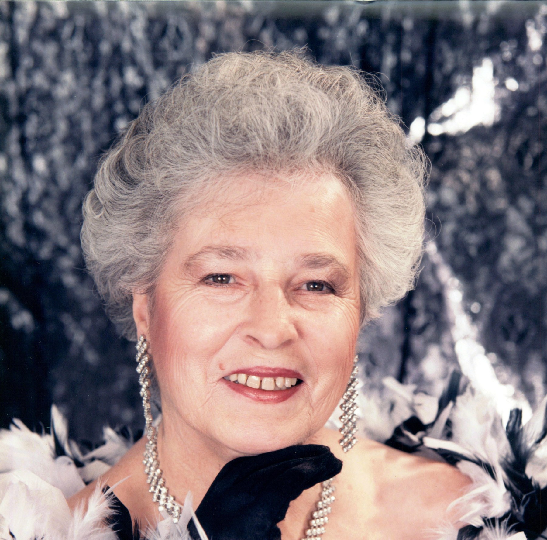 Obituary of Joyce Vivian Mullen Ford