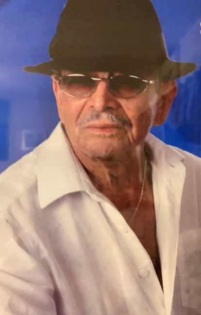 Obituario de Roger Everett Ochoa