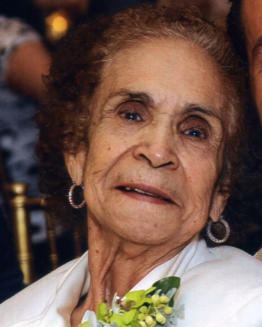 Obituary of Maria del Carmen Carrera