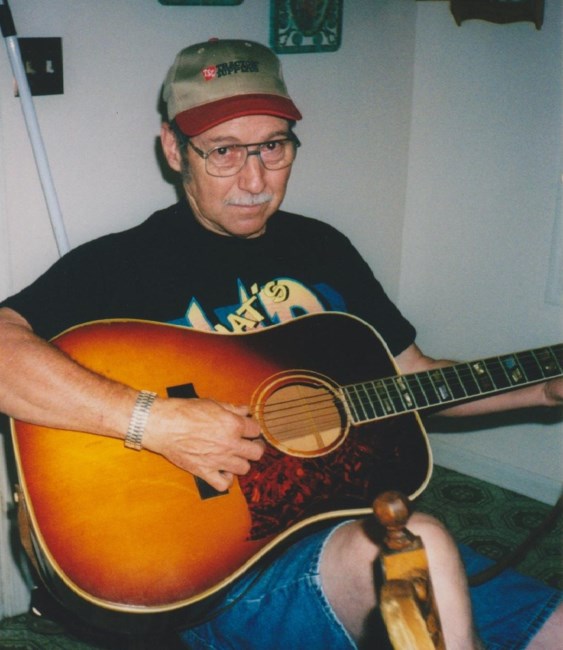 Avis de décès de Howard McArthur Cox