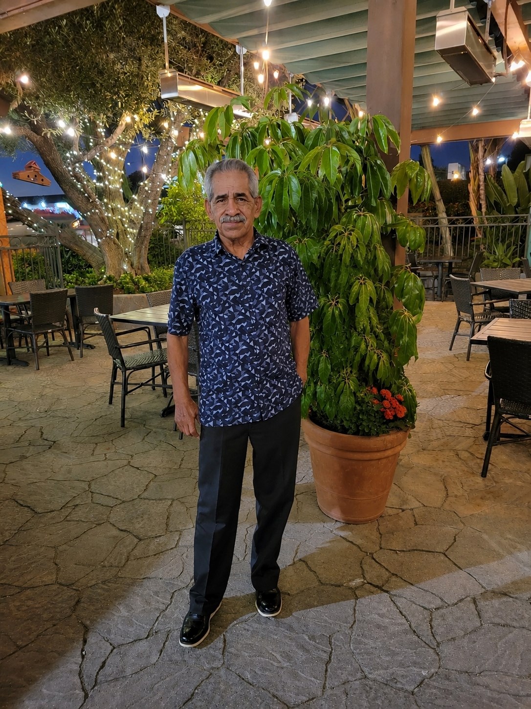 Obituario de Antonio Robles