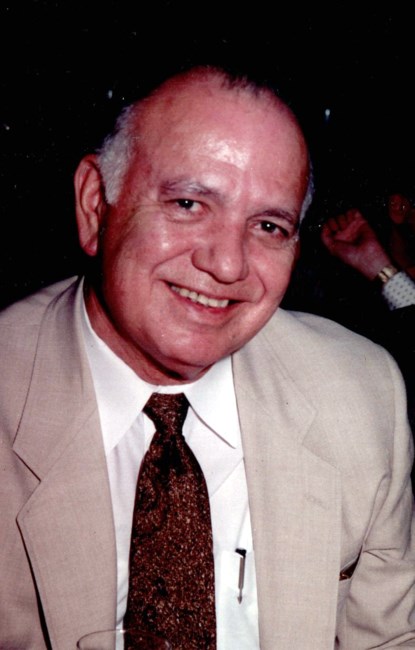 Obituary of Roberto R. Salinas