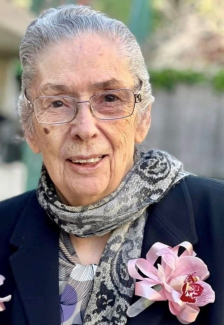 Obituary of Alicia Perez Valdez