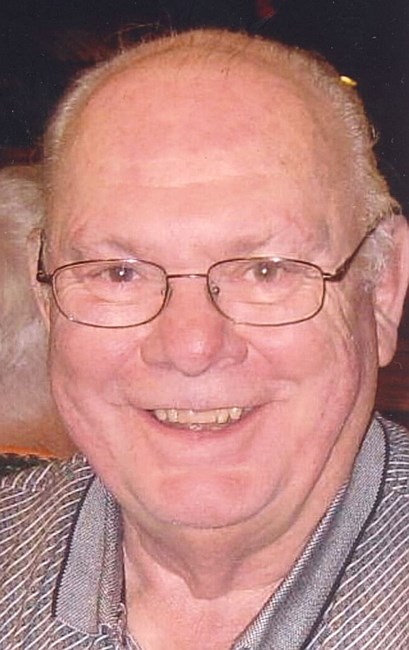 Obituario de Lawrence W. Trott