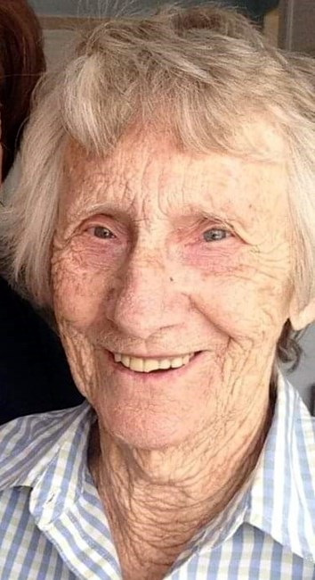 Obituary of Elizabeth Gertrude Bolander