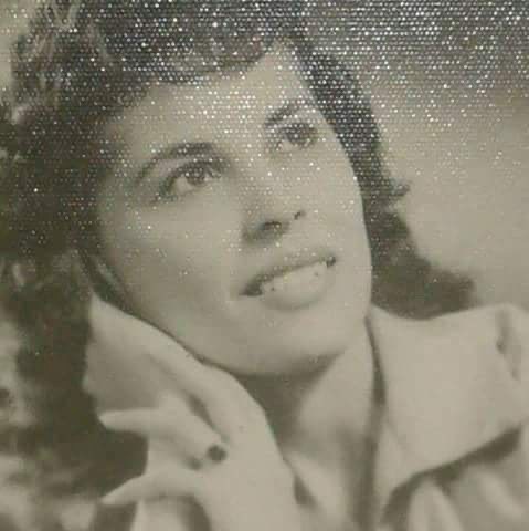 Obituario de Maria Dolores Vasquez