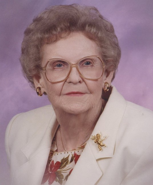 Obituario de Mrs. Juanita Dyar Lowry