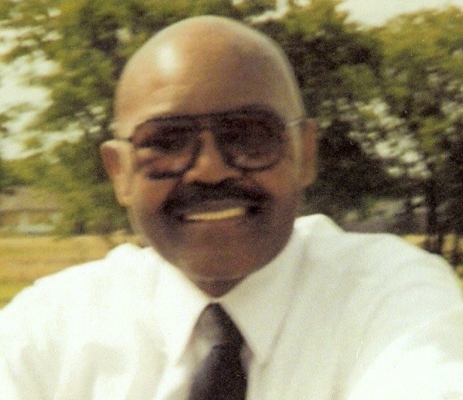 Obituary of Mr. Earl Wallace Thomas