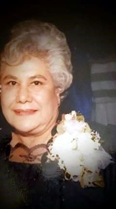 Obituary of Consuelo Armendariz