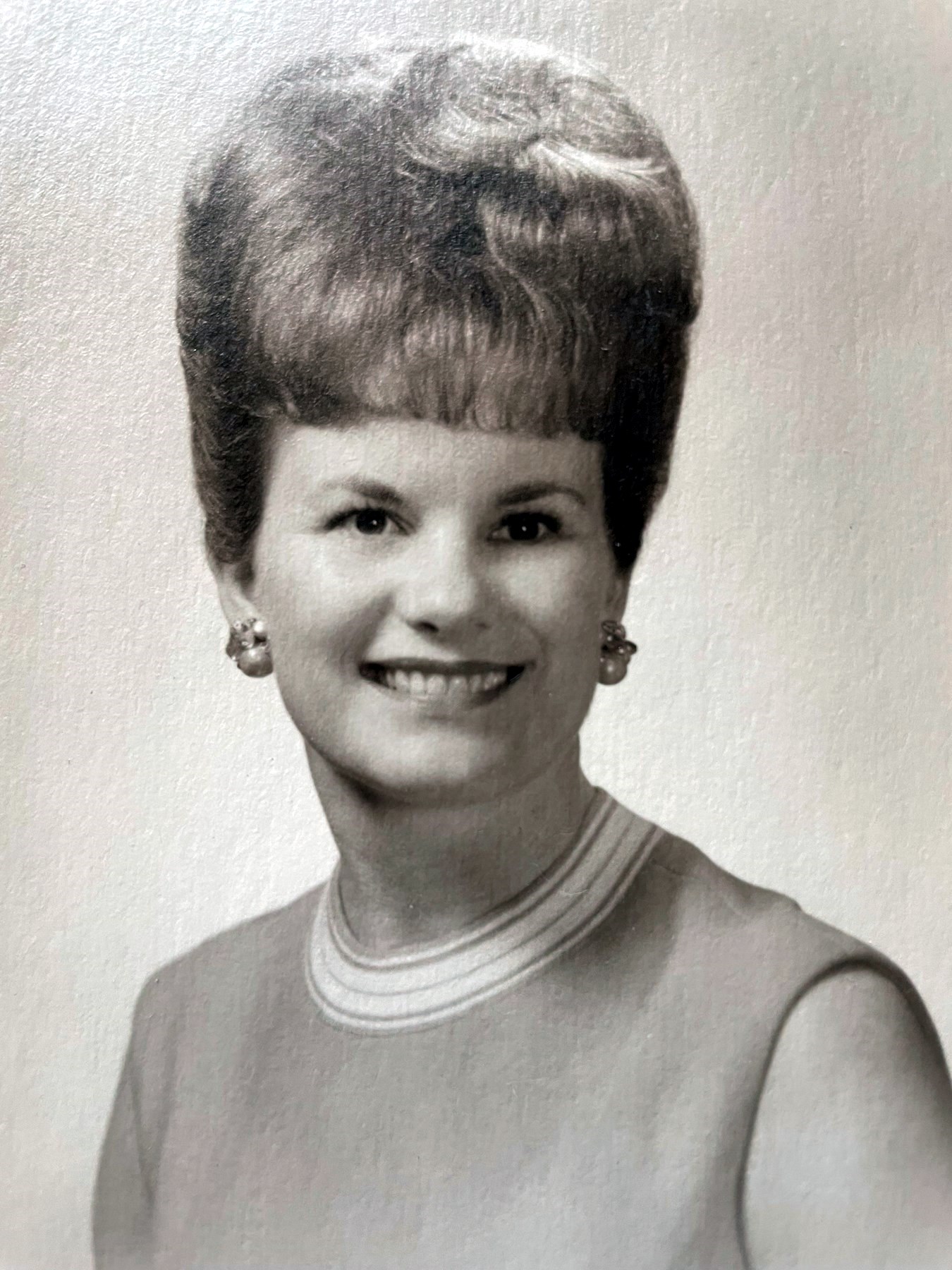 Burlington Community Mourns The Loss Of Name Heartfelt Obituaries - u9y9nny