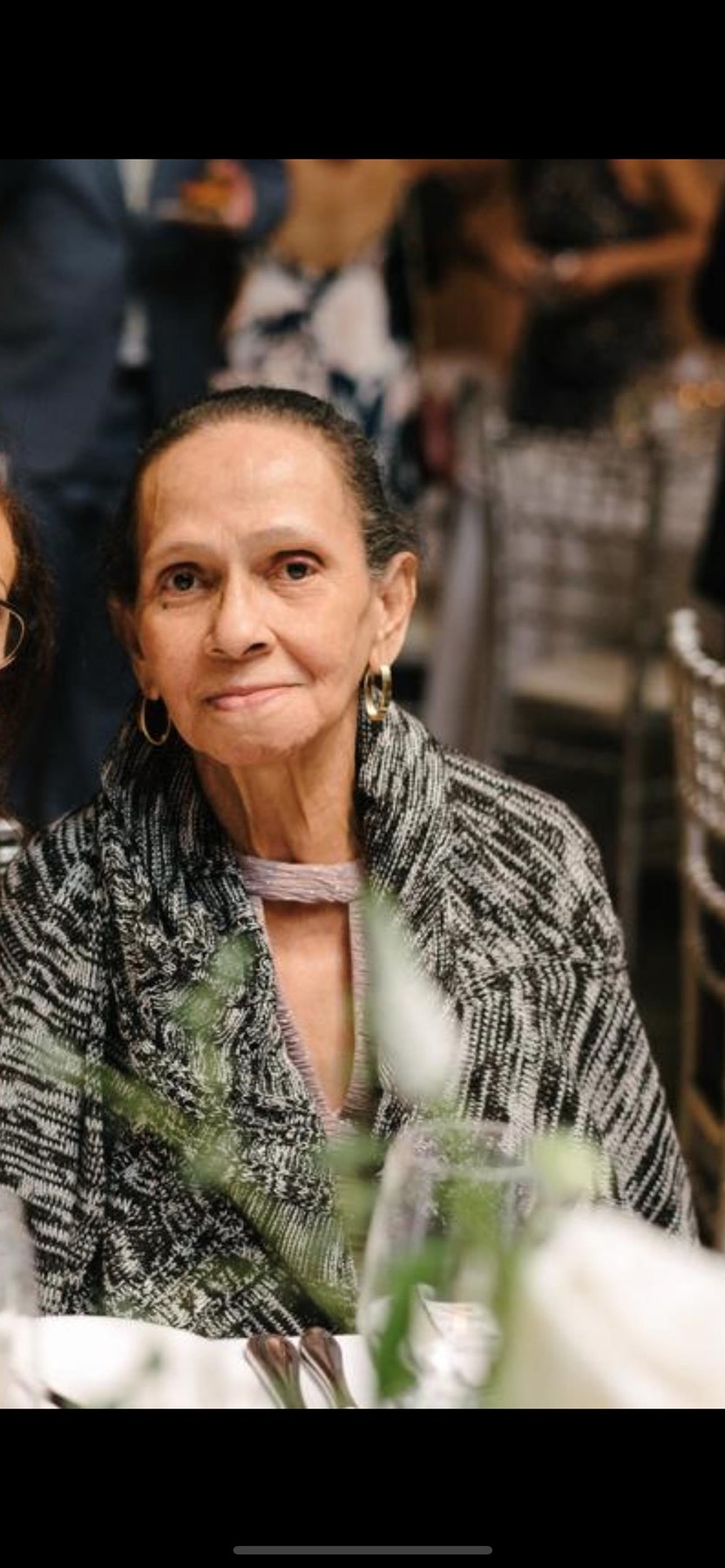 Avis de décès de Madge Marie Carey-Sterling