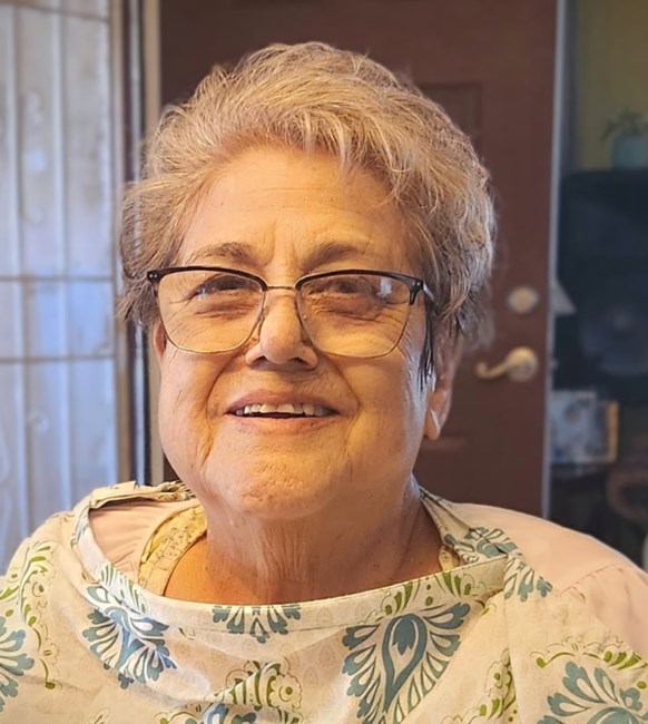 Obituary of Alicia " Licha " Cardona