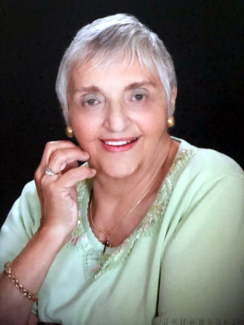 Obituary of Annette Laviolette Brett