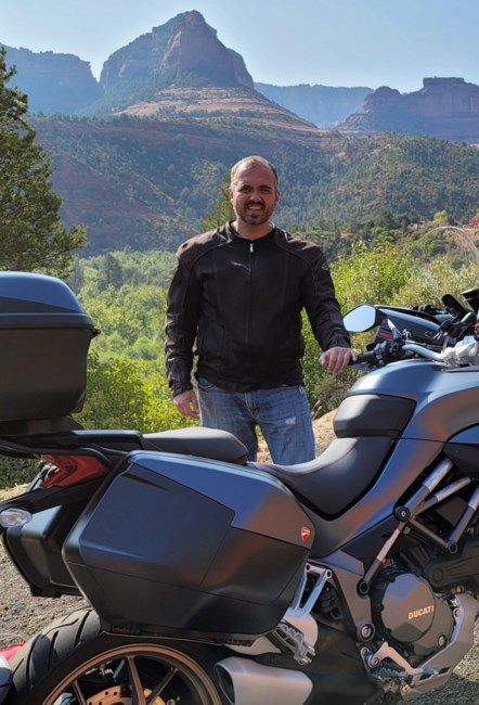 Obituary of Roger Loftis