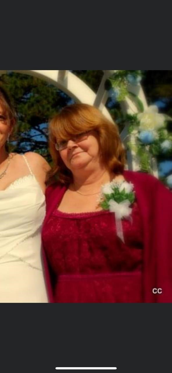 Obituary of Carolyn Rae Perry