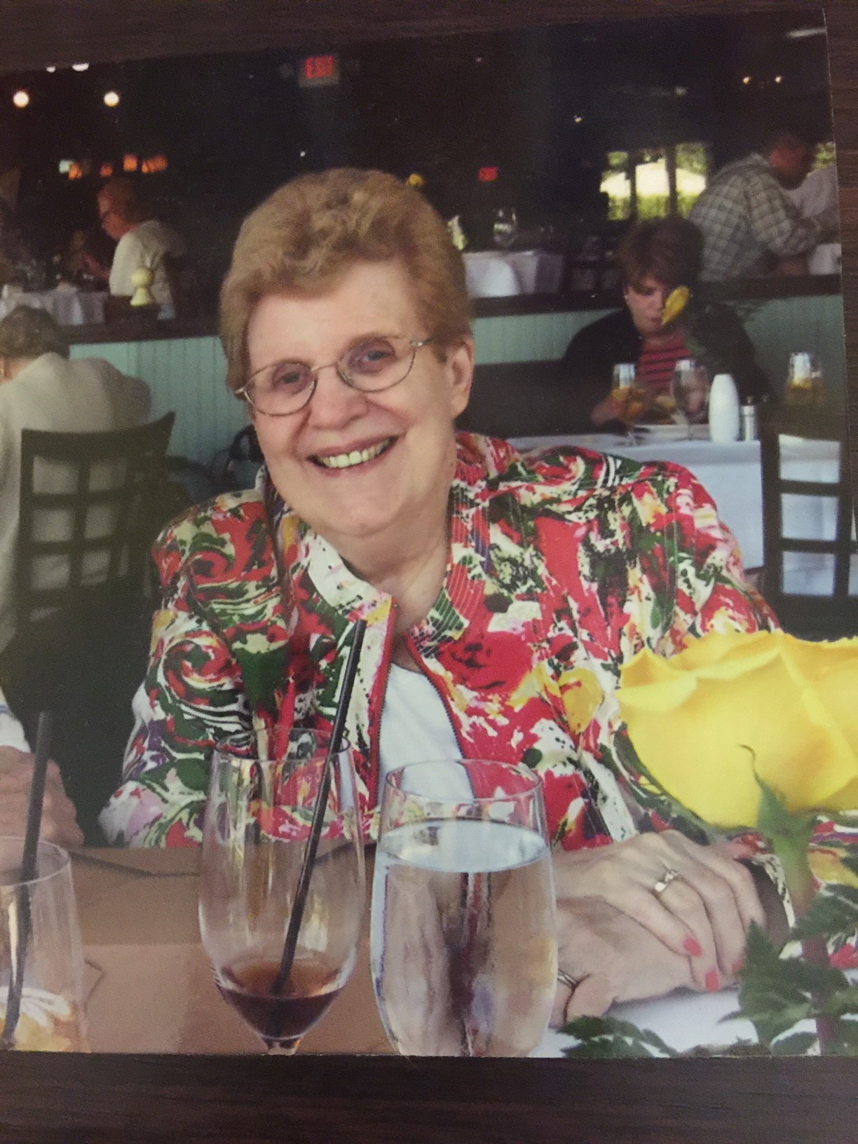 Obituary of Lauraine "Laurie" Lyall White