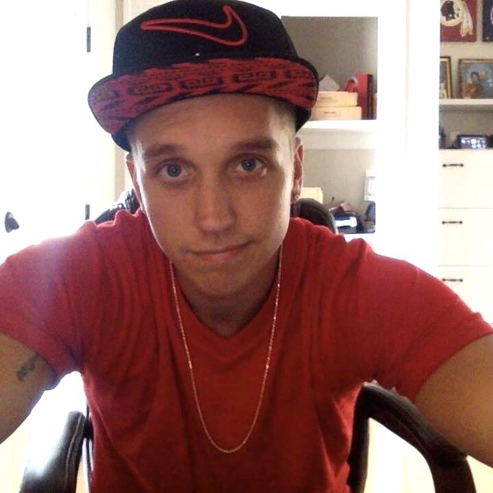 Obituario de Blake Edward Nicol