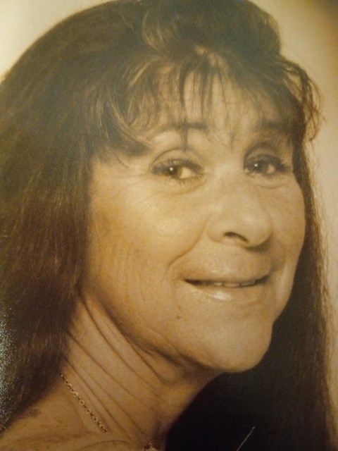 Obituary of Bonnie Zell Kersh Moore