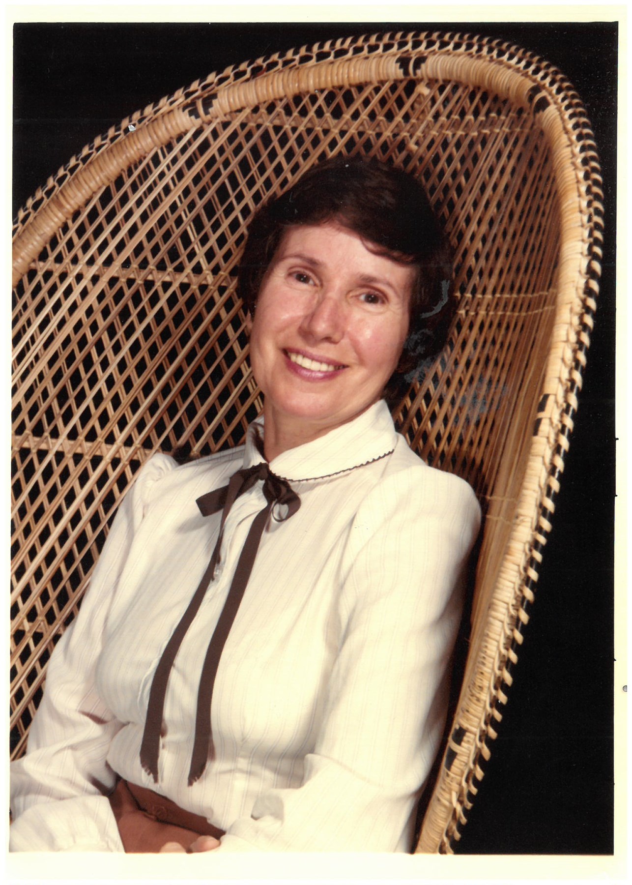 Obituary of Amalia Yrurzun Guerrero