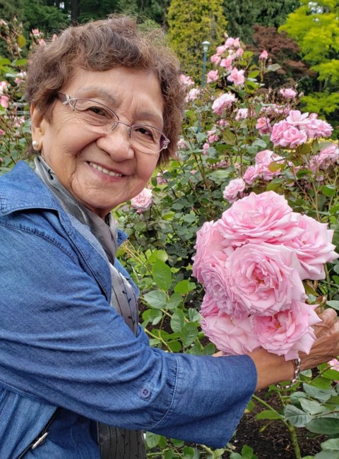 Obituary of Rosalina Macuroy