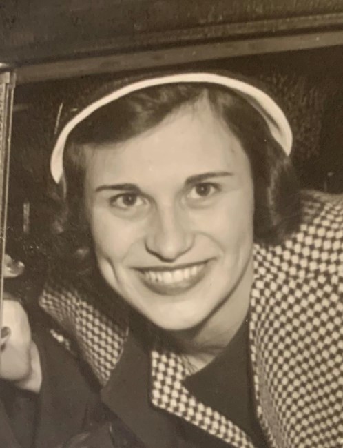 Obituary of Evelyn Elizabeth Karzen