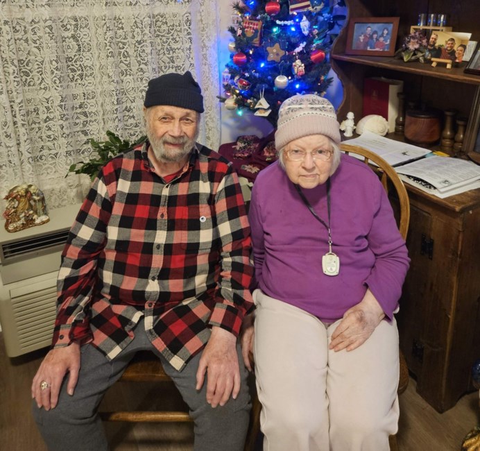 Obituary of Carol Olive Farlee