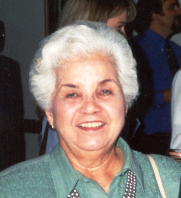 Obituary of Catalina Alicia Lewis