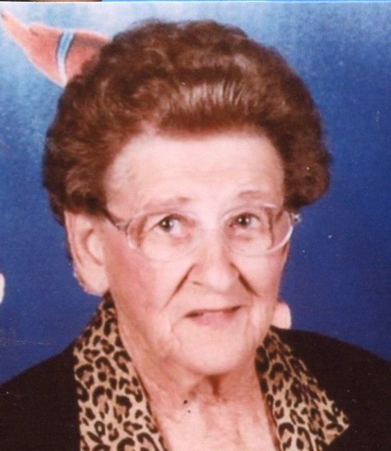 Obituary of Leona Pinsonat Leonard