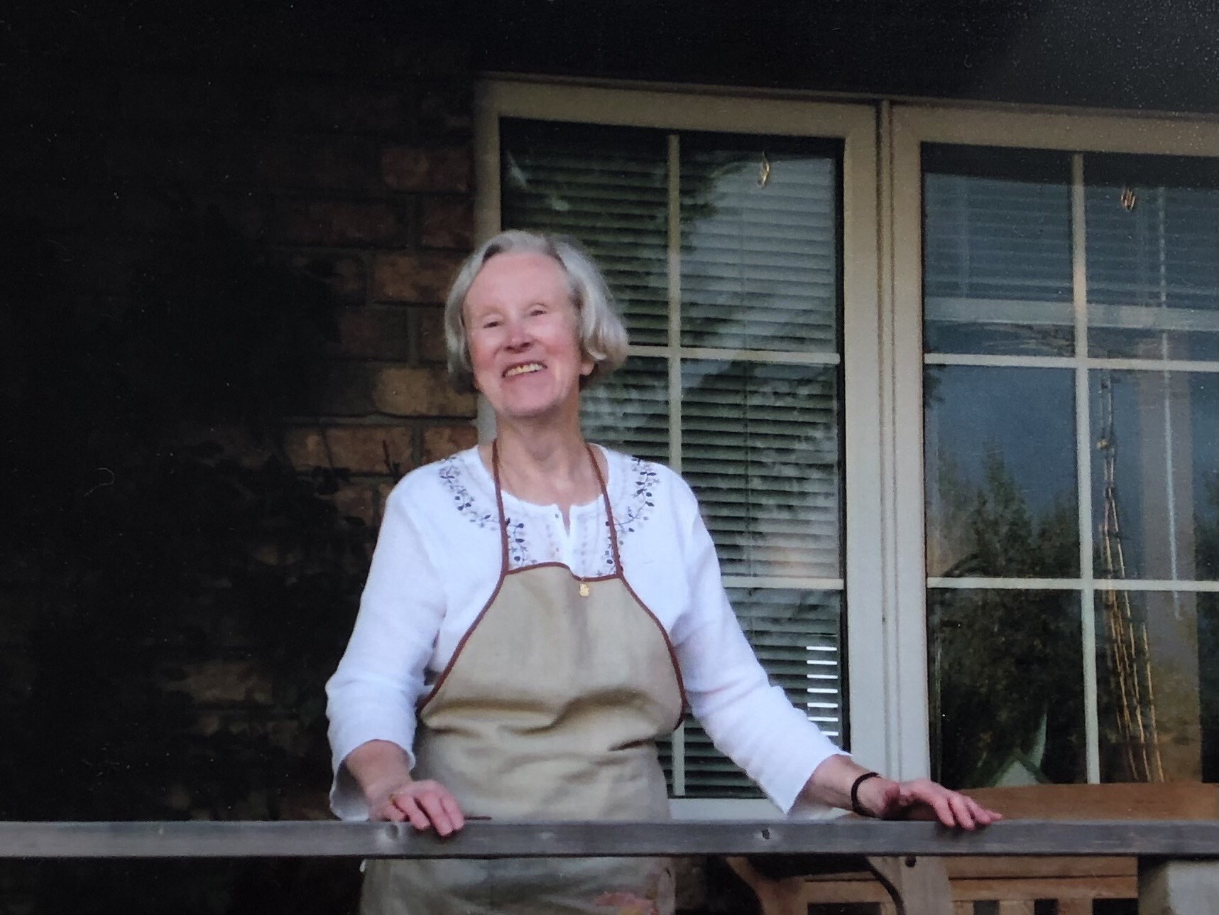 Obituary of Jeanne Rosemary Hopper