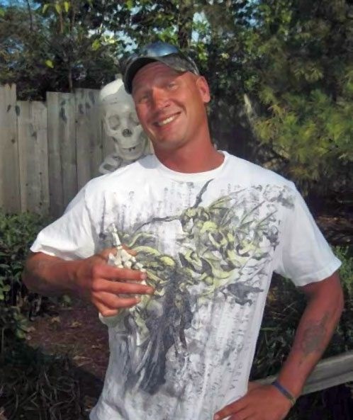 Obituary of Mark "Mad Dog" A. Enix