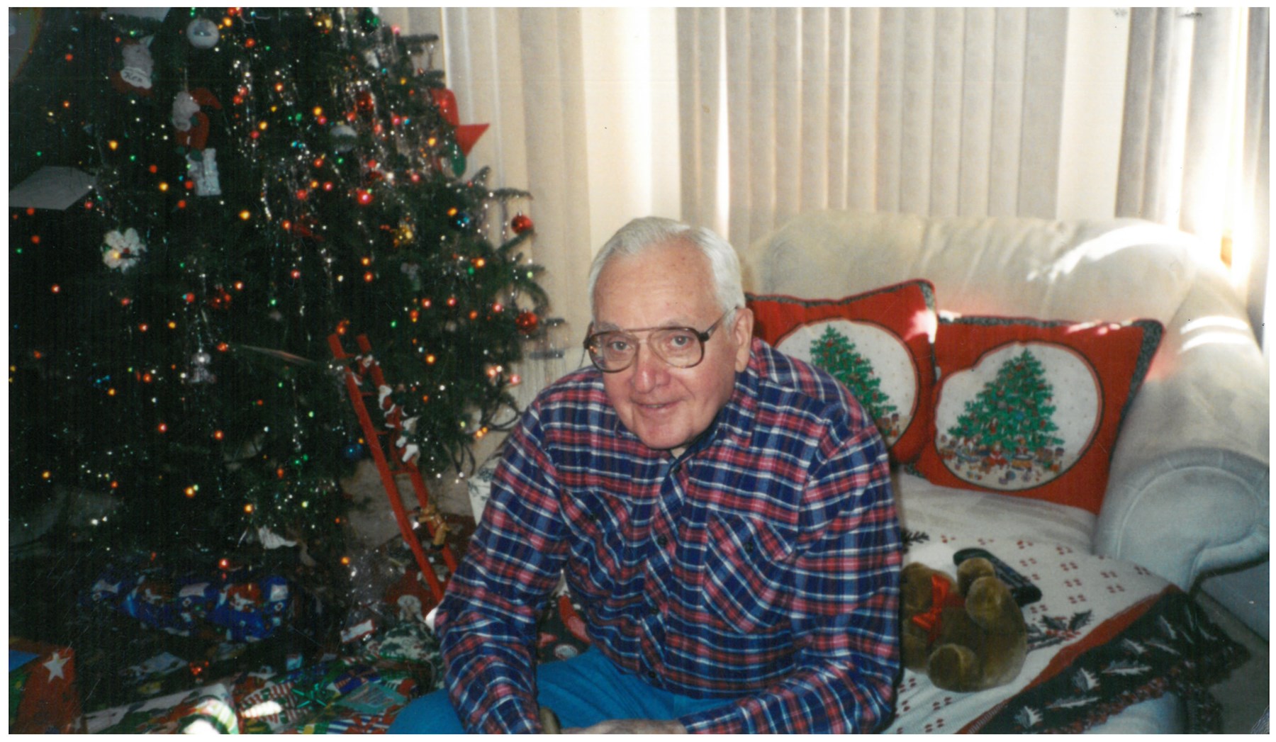Obituary of Eugene "Barts" J. Mroz